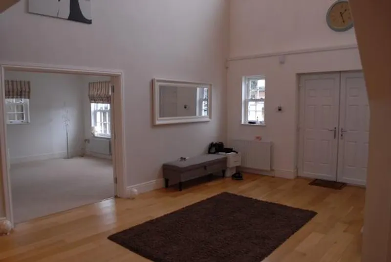Film location D2232 in London (photo 3)
