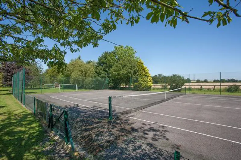 Tennis court at Big Biddestone stone house, B1705 (photo 19)