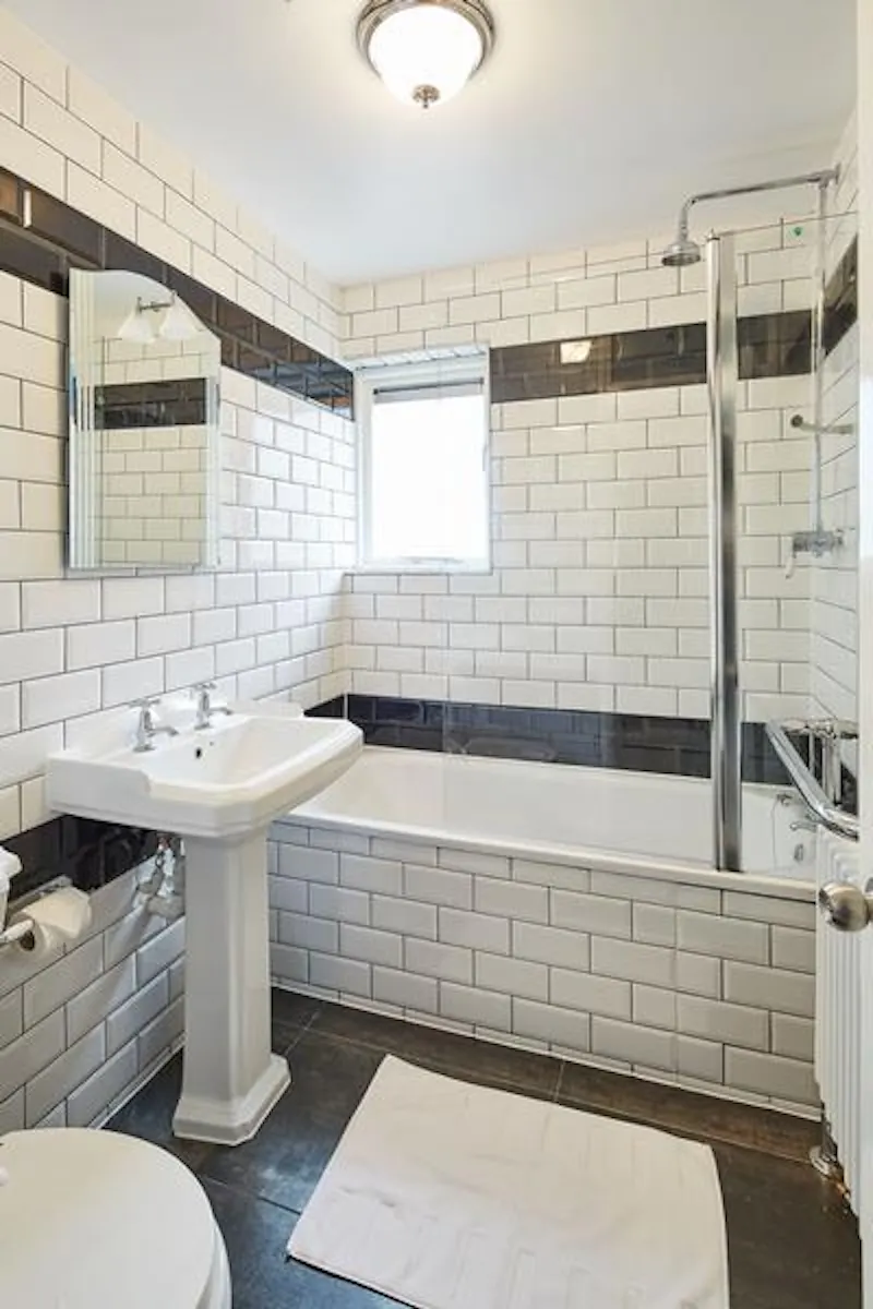Bathroom at Versatile house Waterloo, D2233 (photo 31)