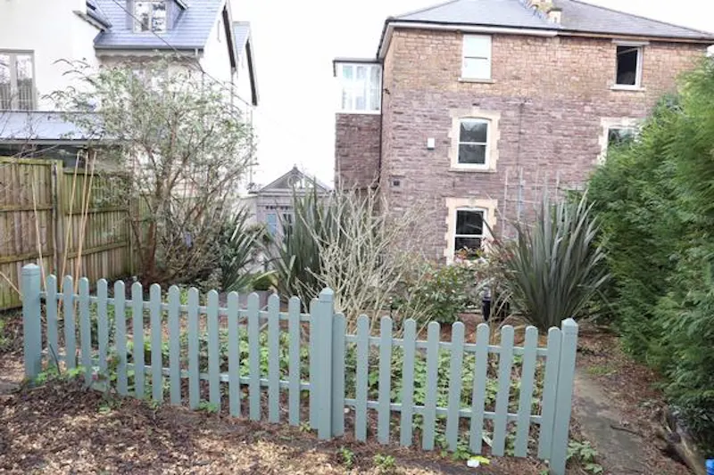 Film location D2234 in Somerset (photo 1)