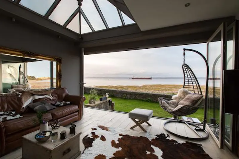 Views - sea at Film location D2234 in Somerset (photo 10)