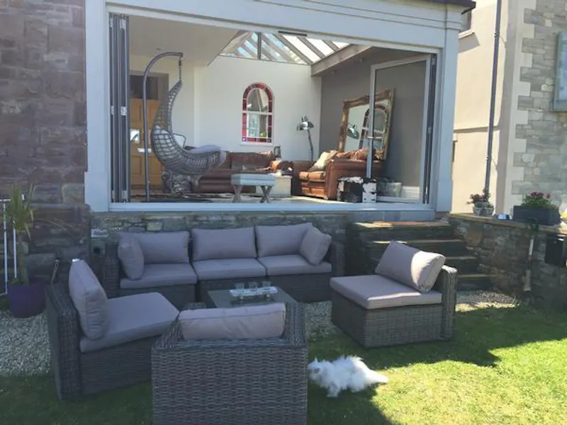 Terrace/Patio at Film location D2234 in Somerset (photo 47)