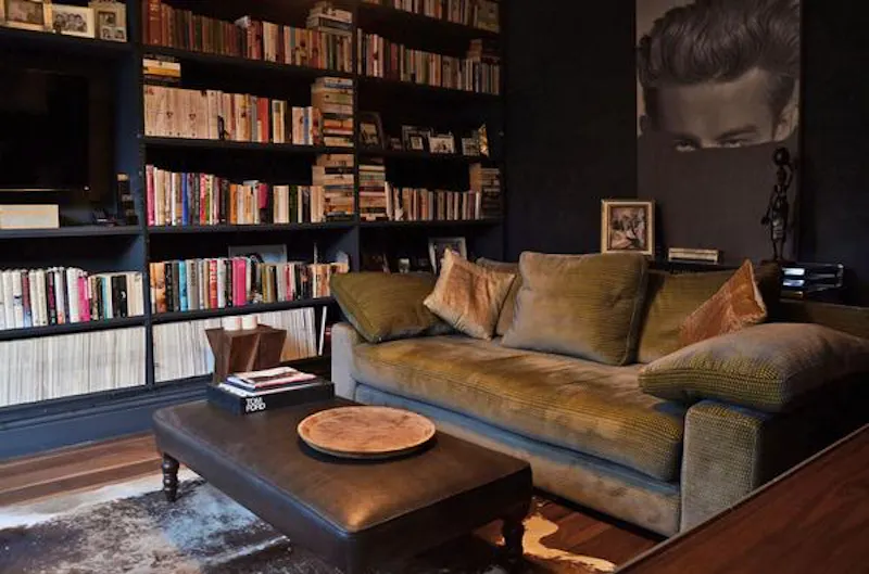 Living Room at Colourful Herne Hill house, B1708 (photo 9)