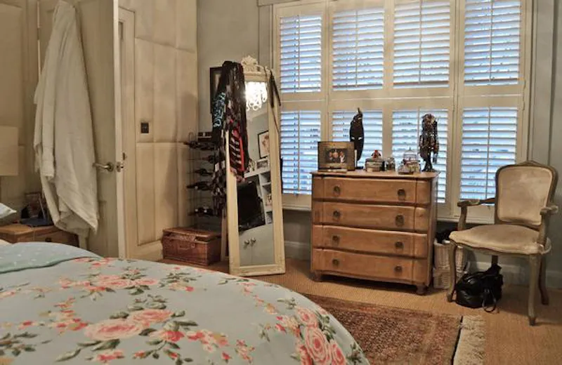 Bedroom at Colourful Herne Hill house, B1708 (photo 13)