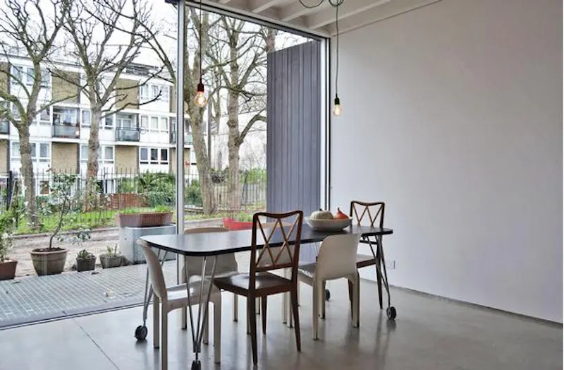 Dining room at Camberwell new-build house, K410 (photo 5)