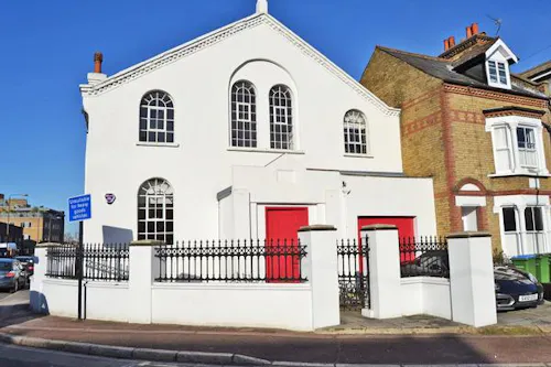 Converted Greenwich church, Q114