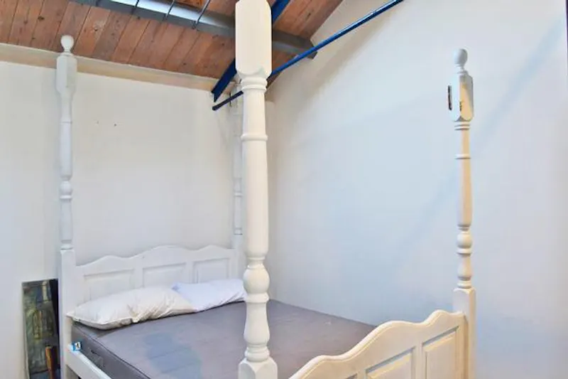 Converted Greenwich church, Q114 (photo 28)
