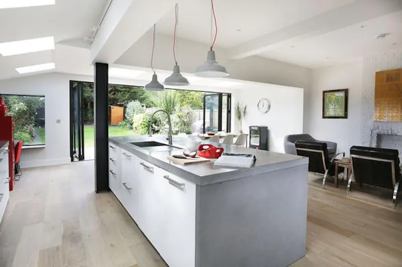 Open plan at Exposed bricks in Kensal Green , E424 (photo 7)