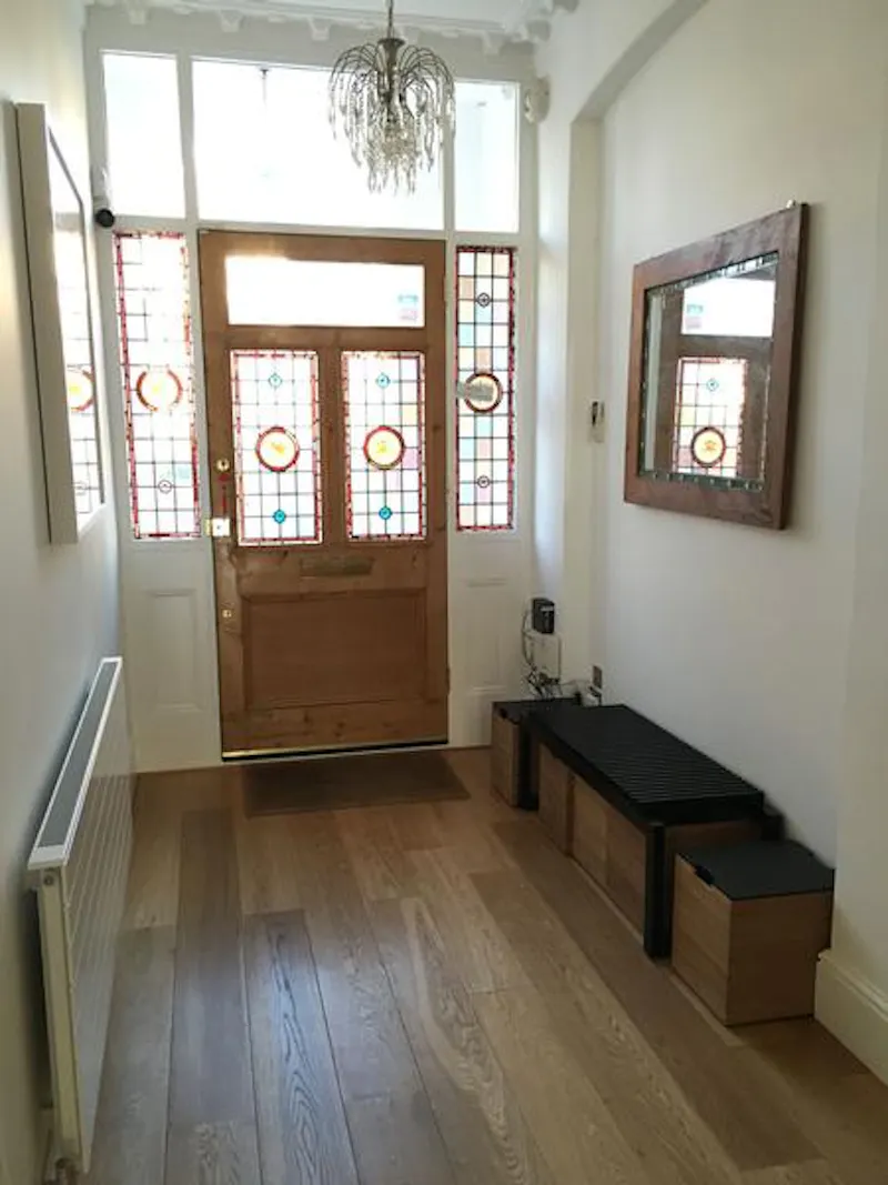 Detached  Ealing house, B1710 (photo 4)