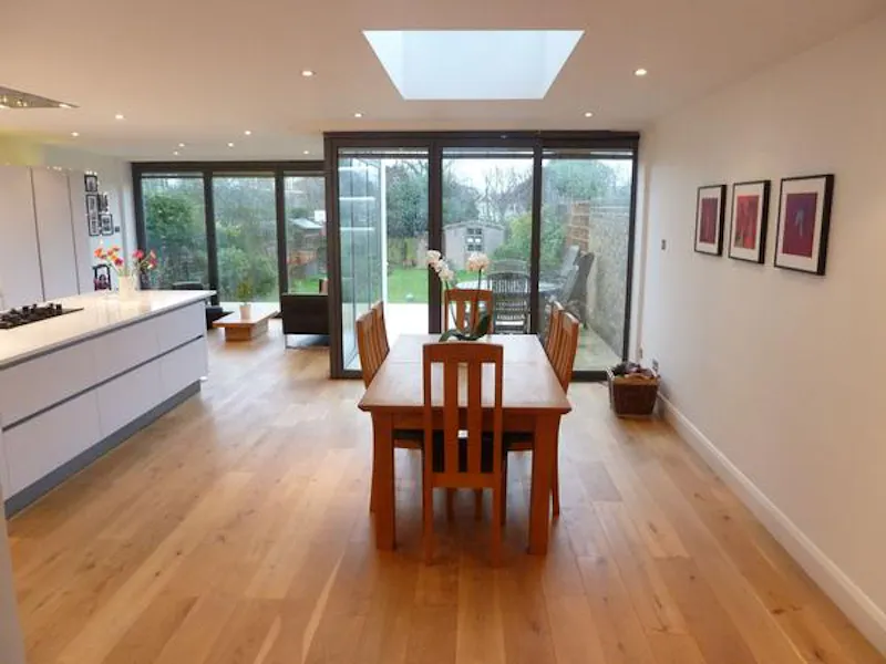 Dining room at Detached  Ealing house, B1710 (photo 6)