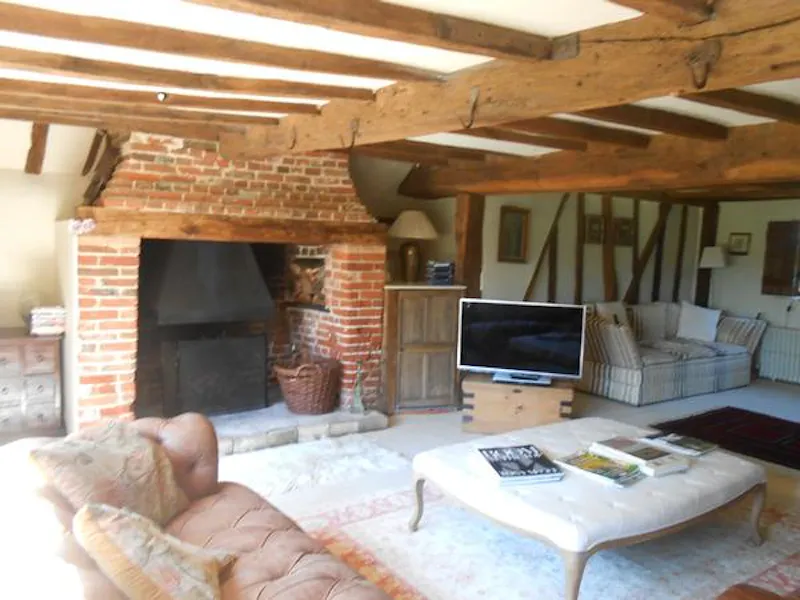 Living Room at Film location C862 in Suffolk (photo 3)