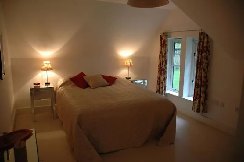Film location D2236 in Hertfordshire (photo 18)