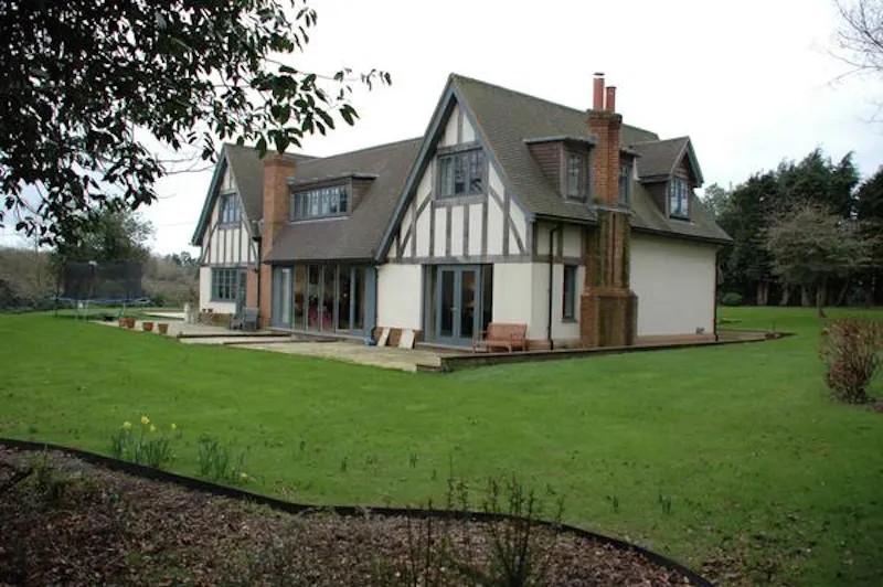 Film location D2236 in Hertfordshire (photo 37)