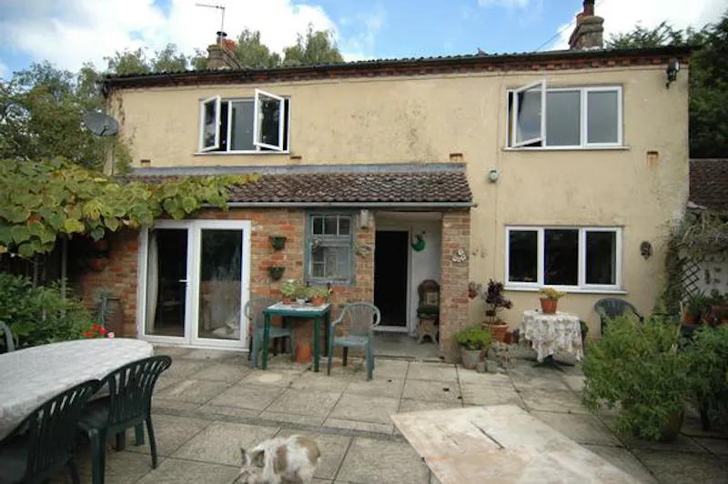 Rustic 50 acre farm near Aylesbury, Q116 (photo 1)