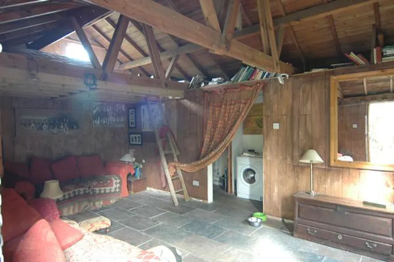 Rustic 50 acre farm near Aylesbury, Q116 (photo 30)