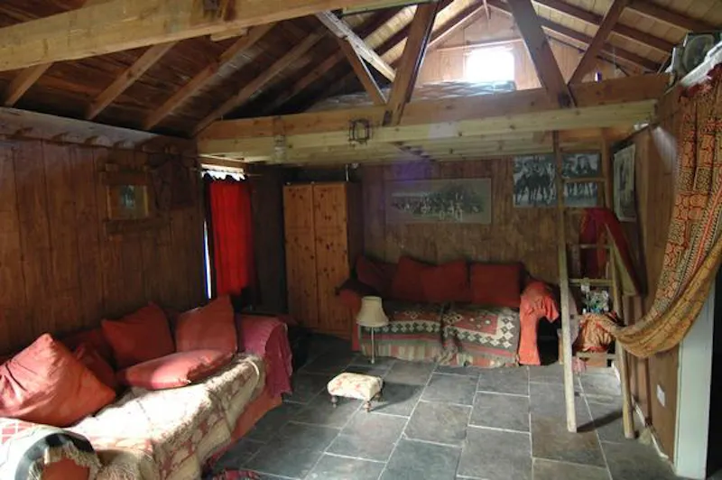 Stable / Outbuildings at Rustic 50 acre farm near Aylesbury, Q116 (photo 31)