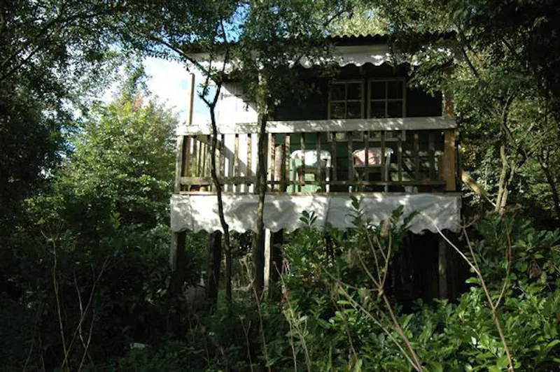 Rustic 50 acre farm near Aylesbury, Q116 (photo 32)