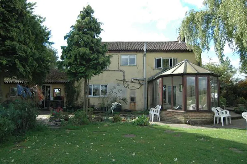 Rustic 50 acre farm near Aylesbury, Q116 (photo 35)