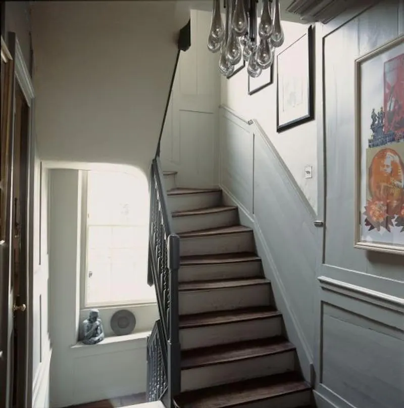 Staircase at Fournier Street Huguenot house, A1402 (photo 1)