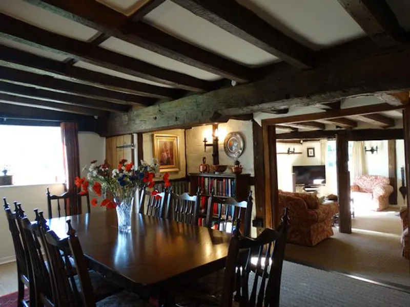 Film location C863 in Surrey (photo 6)