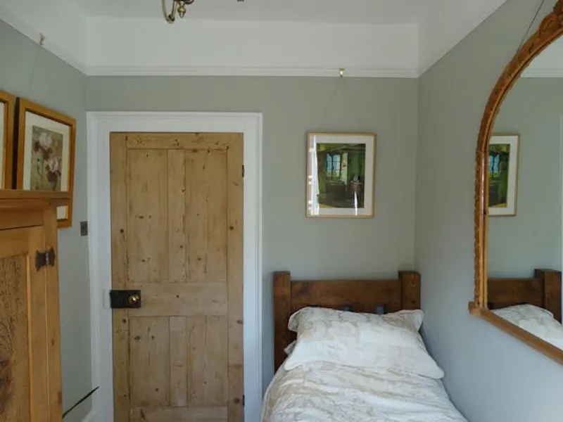 Film location C863 in Surrey (photo 30)