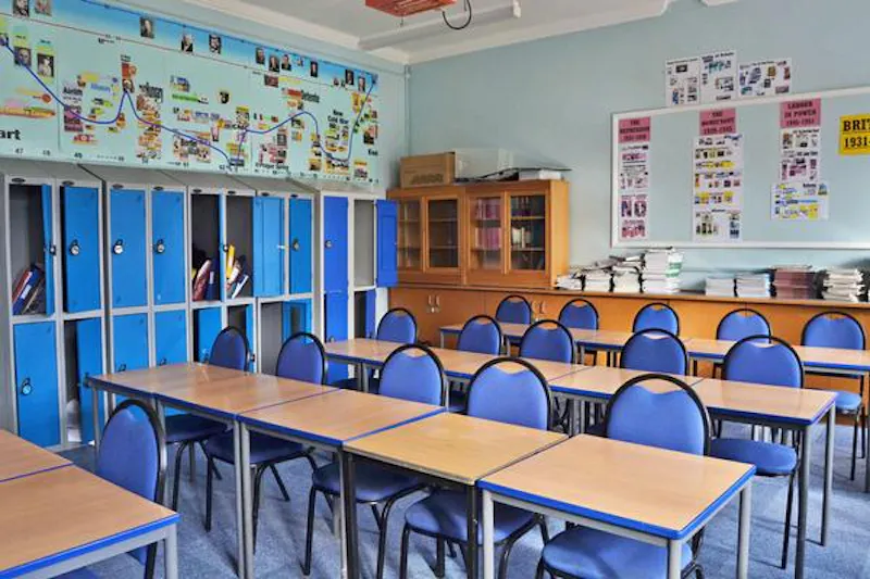 Versatile Dulwich school, J214 (photo 20)