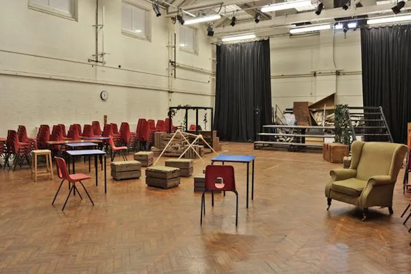 Floor - wooden at Versatile Dulwich school, J214 (photo 30)