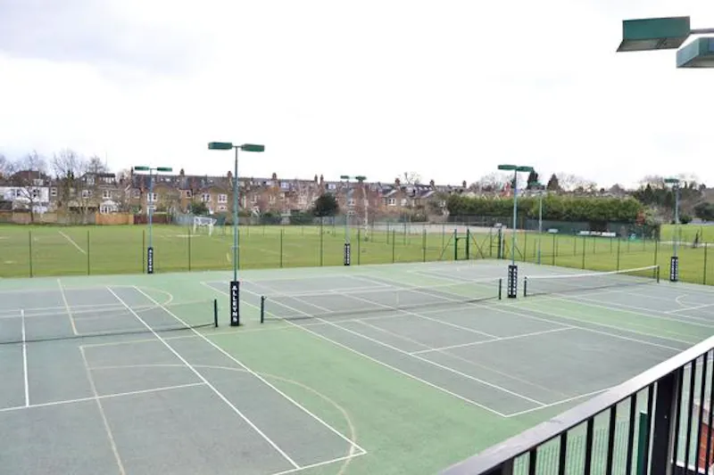 Sports fields and club-house , R800 (photo 18)