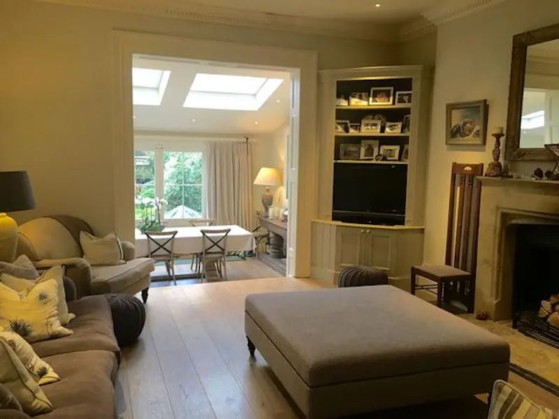 Open plan at Lovely Wandsworth family house, B1715 (photo 9)