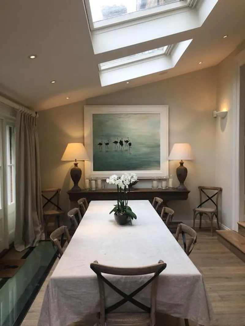 Dining room at Lovely Wandsworth family house, B1715 (photo 10)