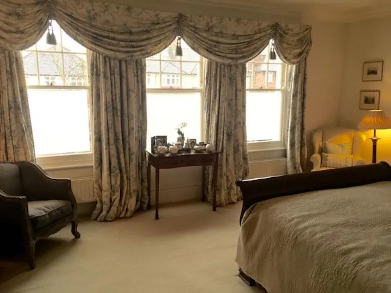 Bedroom at Lovely Wandsworth family house, B1715 (photo 17)