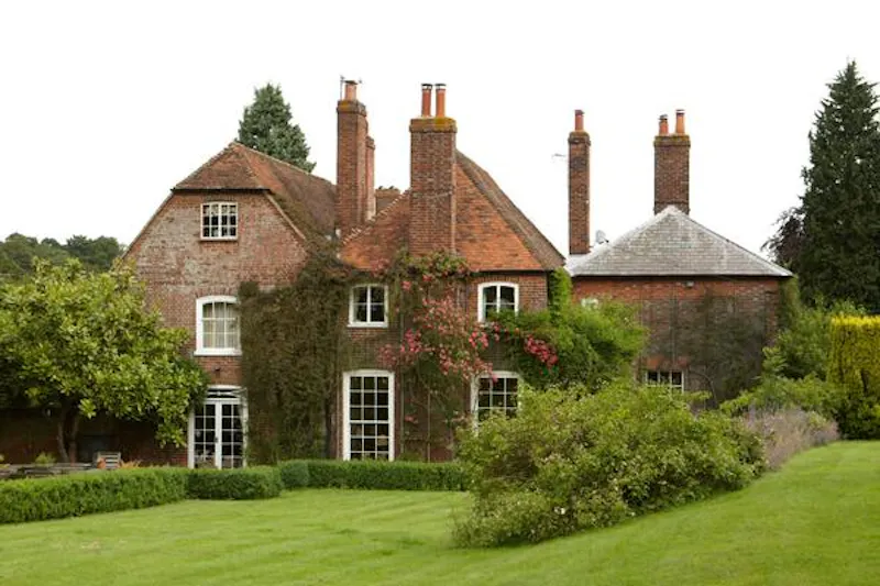 Garden at Chocolate box in Wrotham Heath, A1404 (photo 7)