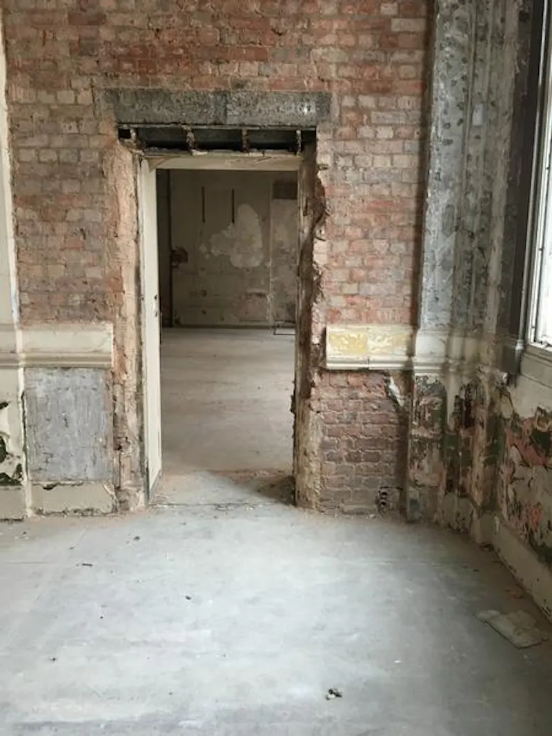 Derelict Wolverhampton studio, N411 (photo 6)