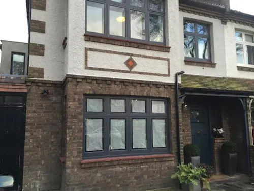 Industrial Herne Hill home, D2244