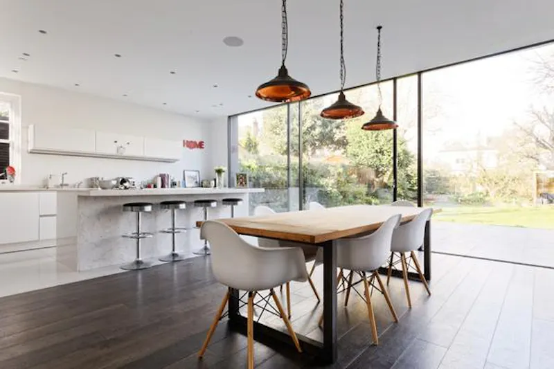 French doors at Modern and minimal in Putney, E425 (photo 9)