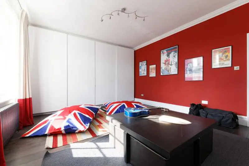 Bedroom - child's at Modern and minimal in Putney, E425 (photo 24)