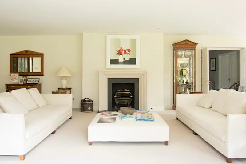 Virginia Water modern mansion, D2245 (photo 4)