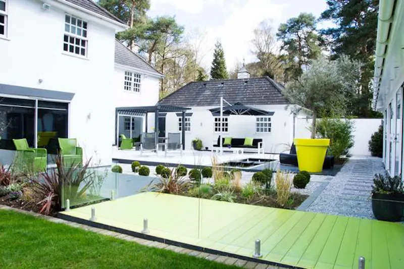 Virginia Water modern mansion, D2245 (photo 18)