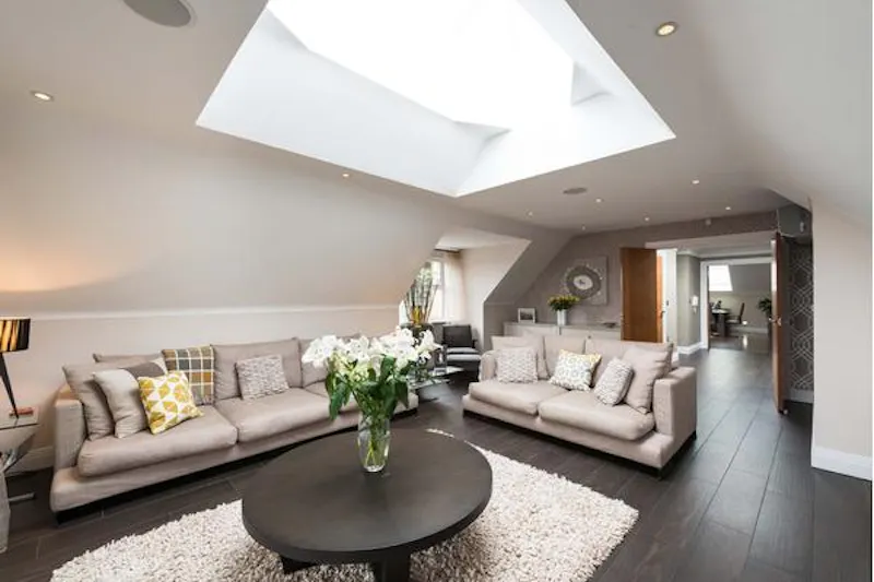 Contemporary Enfield apartment, F1102 (photo 10)