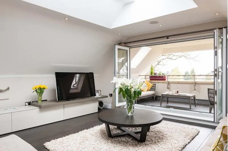 Contemporary Enfield apartment, F1102 (photo 12)