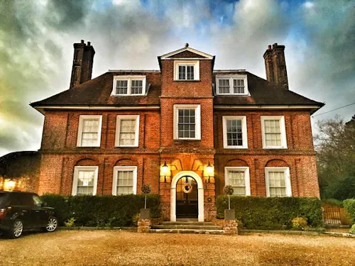 Merstham country house, A1408