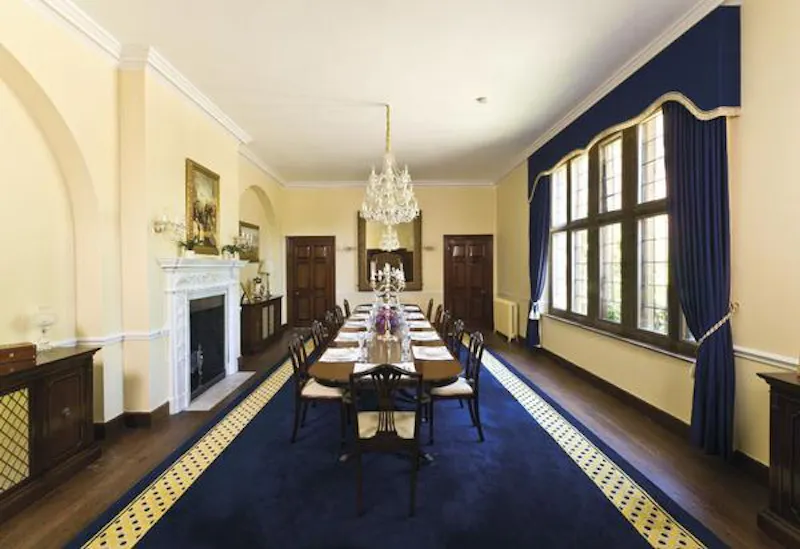 Dining room at Bletchingly Manor Houses, B1719 (photo 18)