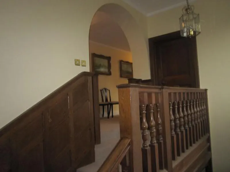 Bletchingly Manor Houses, B1719 (photo 25)