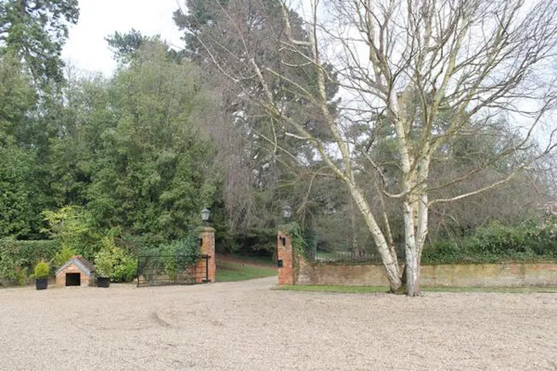Bletchingly Manor Houses, B1719 (photo 50)