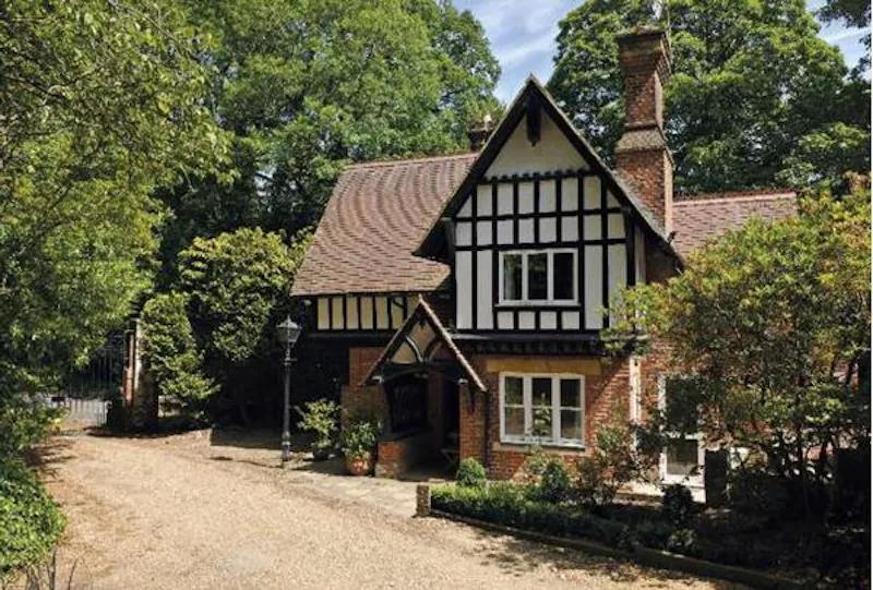 Stable / Outbuildings at Bletchingly Manor Houses, B1719 (photo 51)
