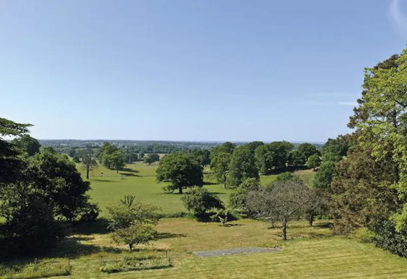 Views - country at Bletchingly Manor Houses, B1719 (photo 64)