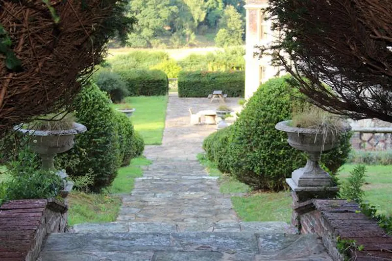Elizabethan Manor in Luton, H176 (photo 21)