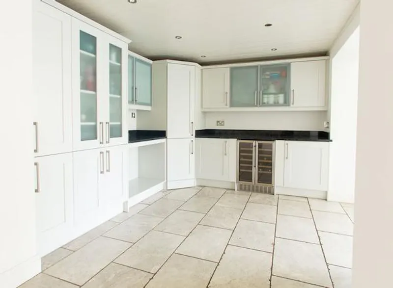 Large detached house Weybridge, D2248 (photo 15)
