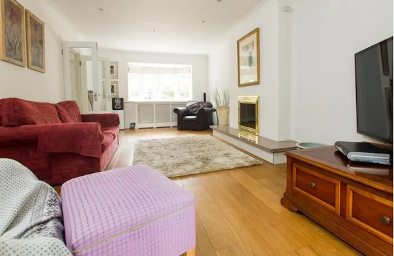 Large detached house Weybridge, D2248 (photo 28)