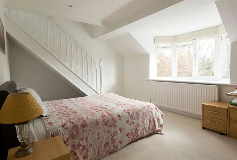 Bedroom at Large detached house Weybridge, D2248 (photo 42)